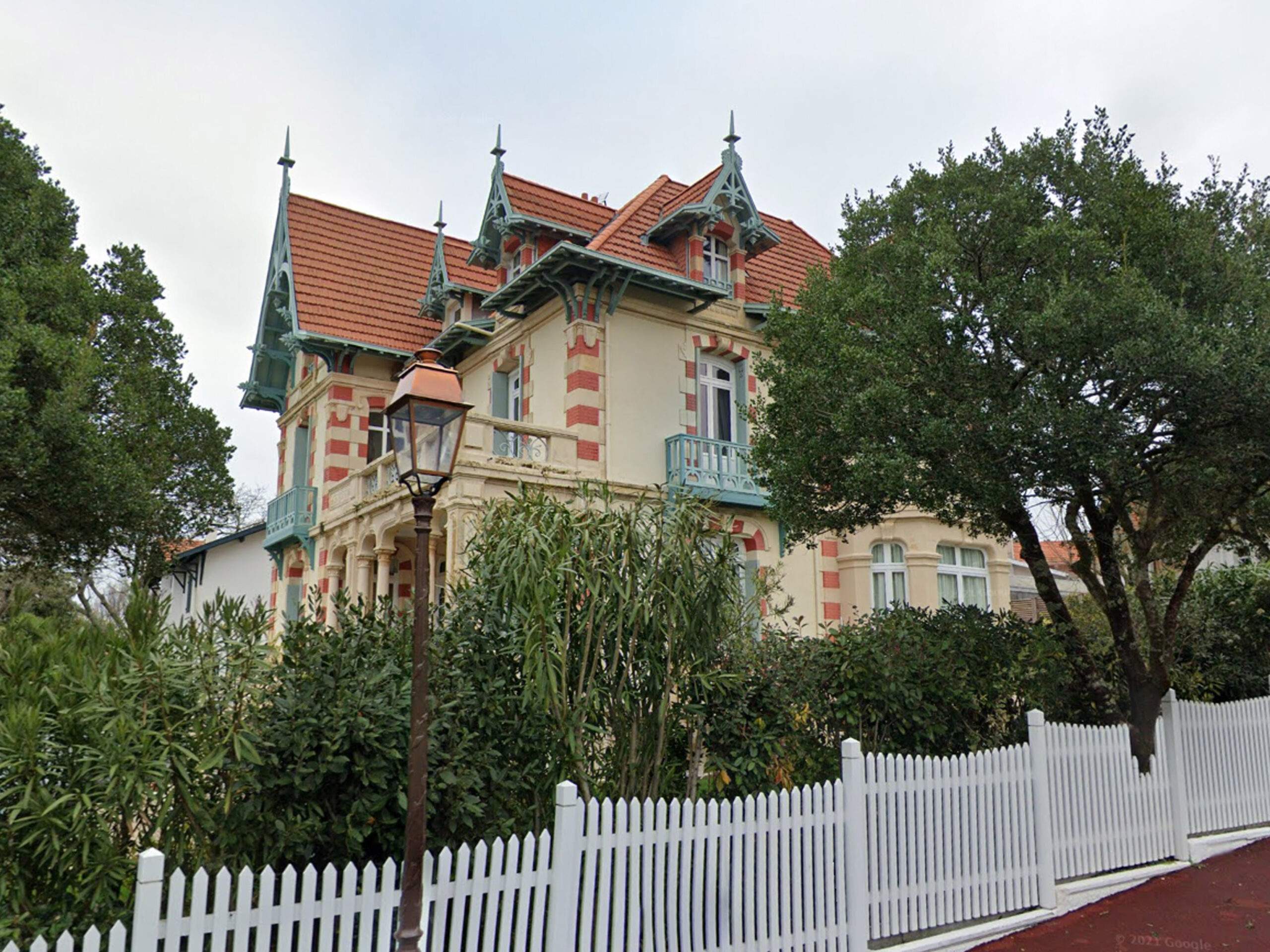 Villa Burgundia - Arcachon - Agence deleglise immobilier proprietes arcachon