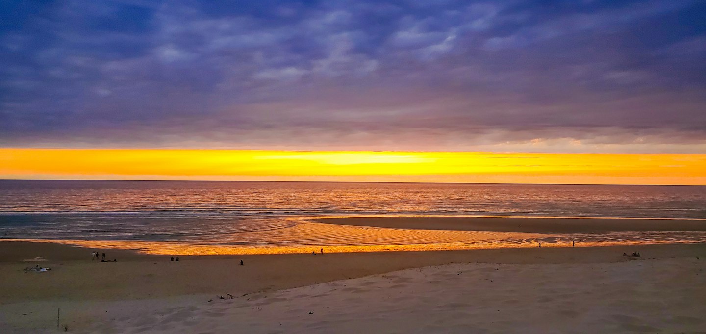 Coucher de soleil sur une plage de l’Atlantique